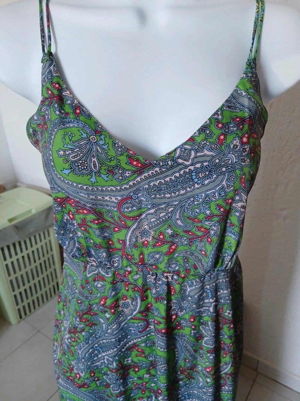 Long dress. Silk. Paisley print. Spaghetti straps. L - Picture 3 of 6